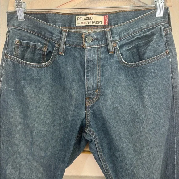 LEVIS Relaxed Straight Fit Medium Wash Jeans Size 32x32* - Picture 2 of 8